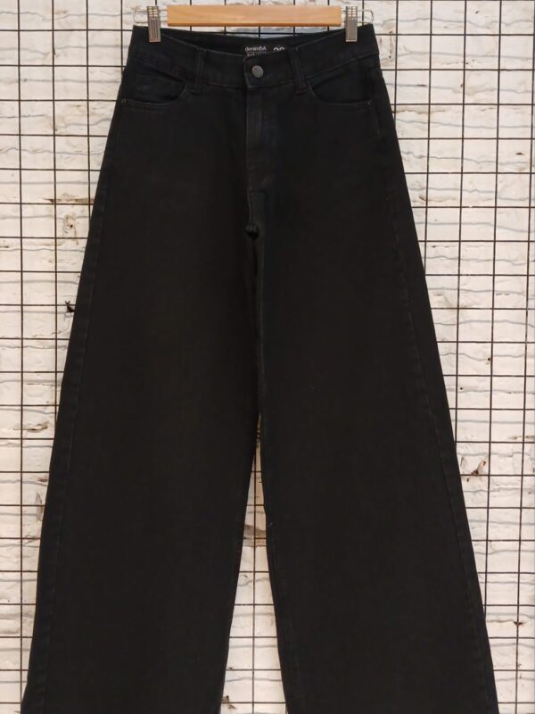 WIDE LEG KUMBO